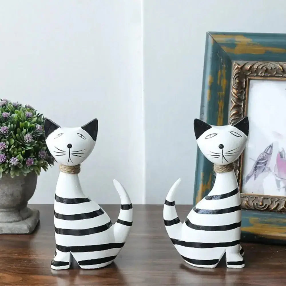 Wooden Cat Set Statue